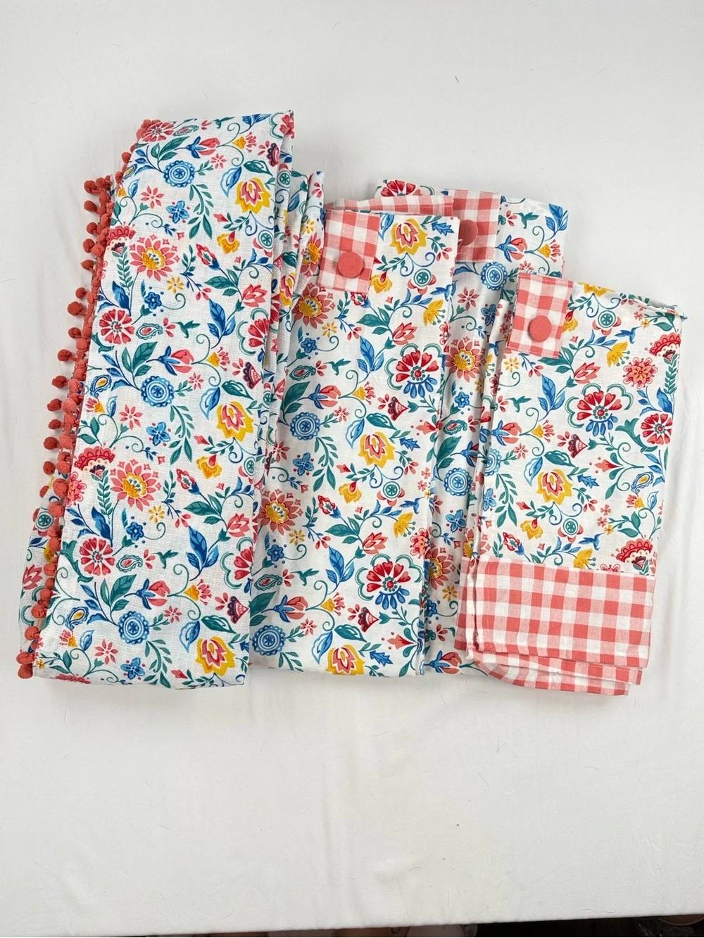Set of 4 The Pioneer Woman Coral Gingham & Multicolor Floral Curtains